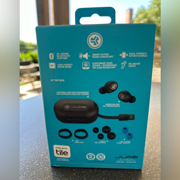 JLAB JBUDS AIR ANC Wireless Earbuds 2nd Gen Custom Sound  40+ HRS Playtime - Picture 2 of 5
